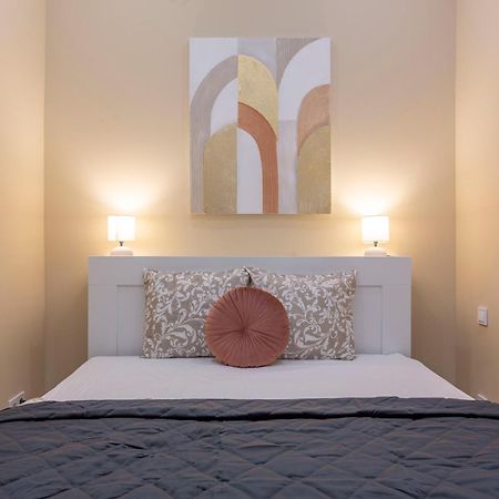 Spacious Bajcsy Residence In The Heart Of بودابست المظهر الخارجي الصورة