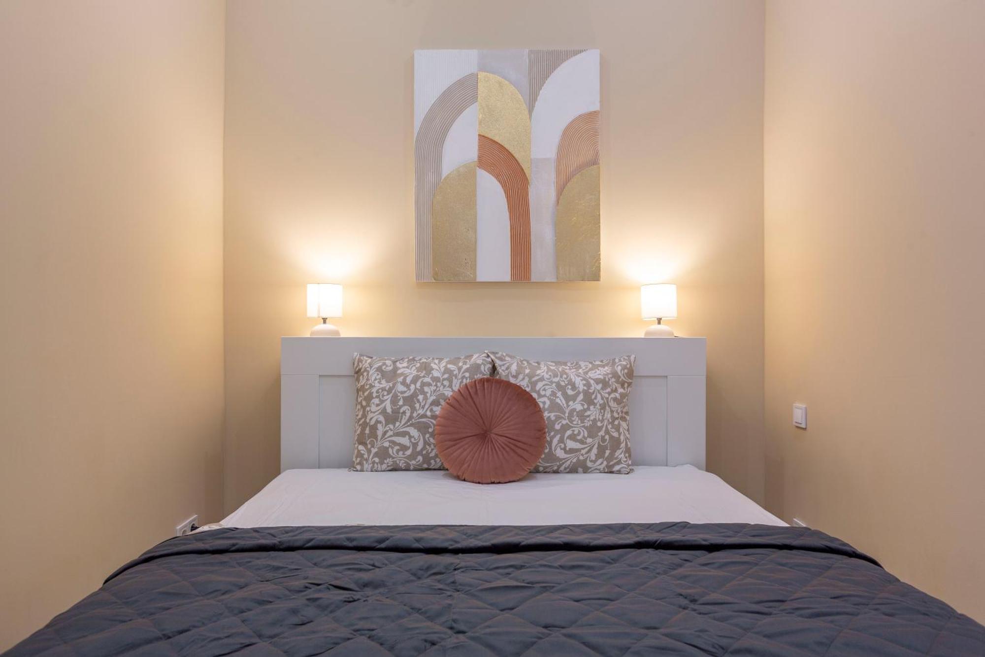 Spacious Bajcsy Residence In The Heart Of بودابست المظهر الخارجي الصورة